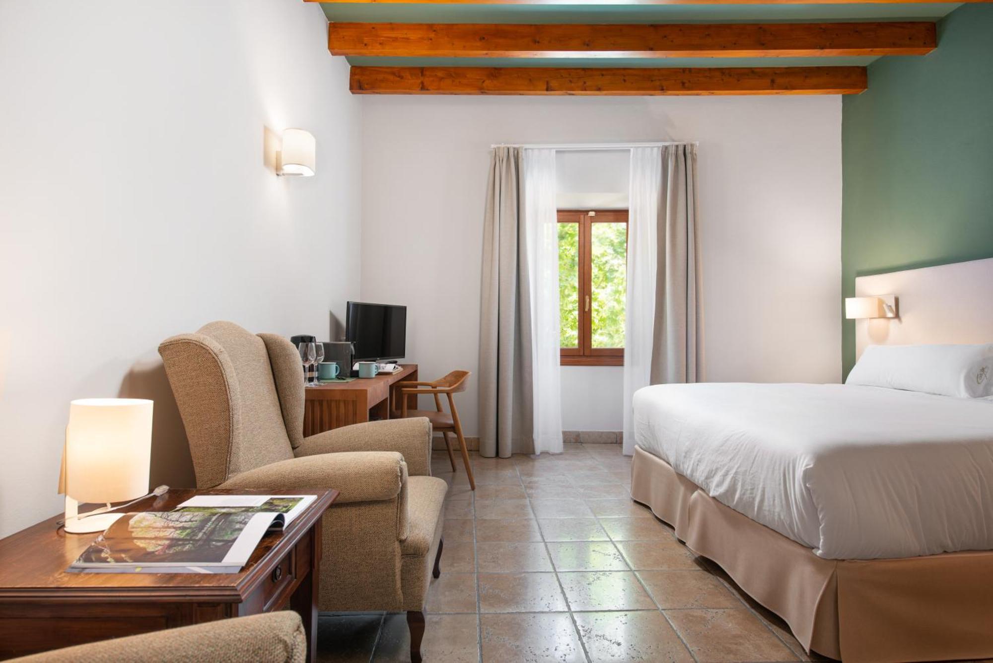 Xim Hotel 4*